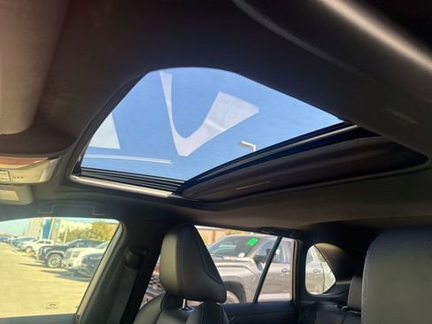 Used 2020 Toyota RAV4 XSE image 12