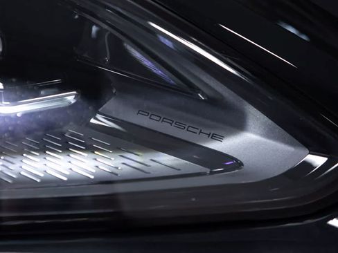 Certified 2026 Porsche Cayenne Coupe AWD/4WD image 13