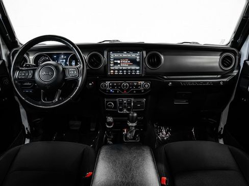 Used 2023 Jeep Wrangler Unlimited w/ Cold Weather Group AWD/4WD image 20