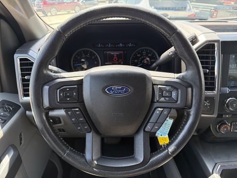 Used 2016 Ford F150 XLT w/ Equipment Group 302A Luxury AWD/4WD image 17