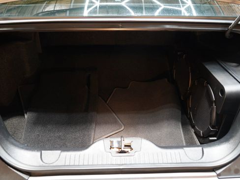 Used 2010 Ford Mustang GT image 36