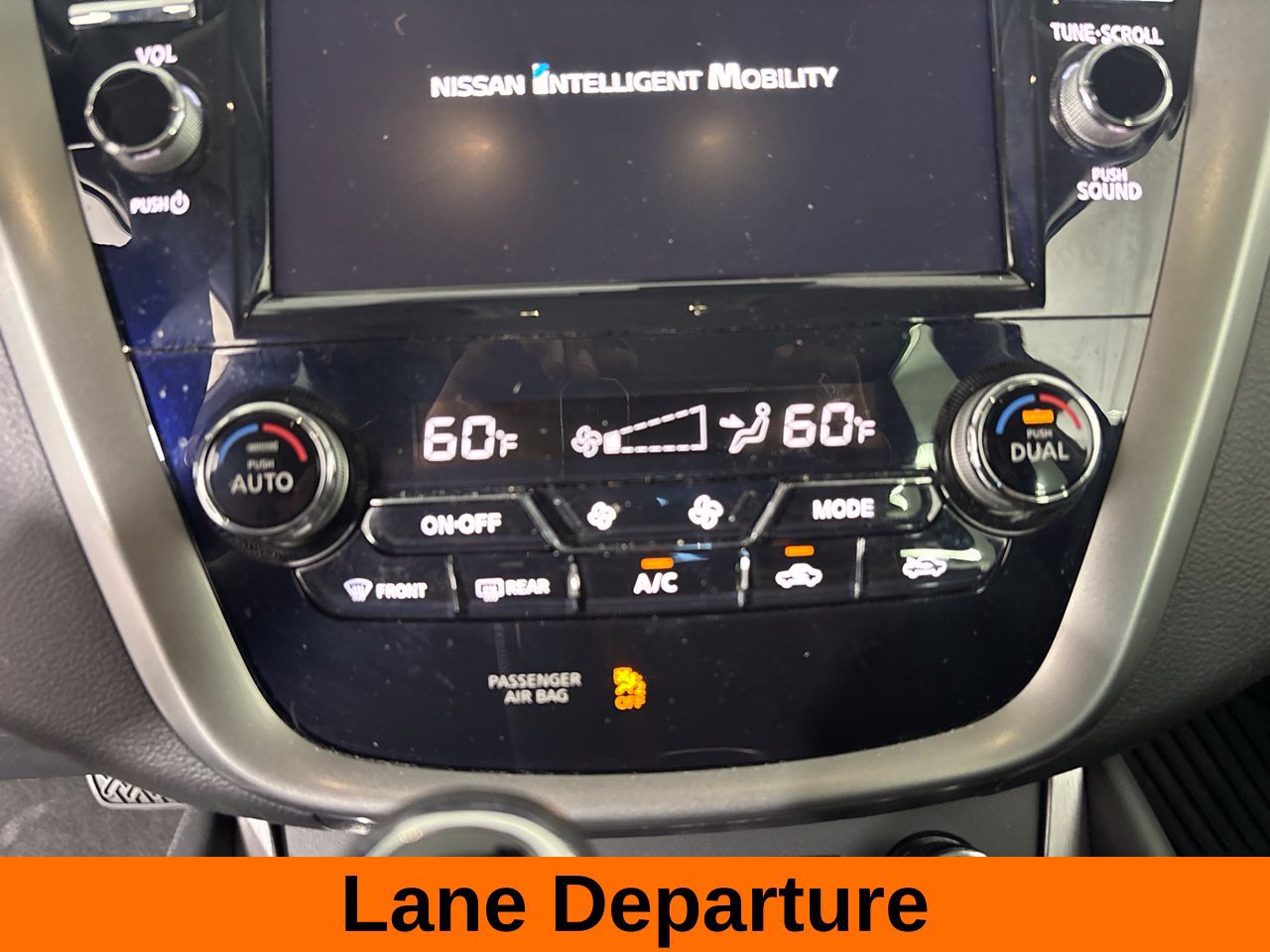 Used 2024 Nissan Murano SL FWD image 23