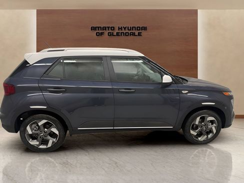 New 2026 Hyundai Venue SEL FWD image 7
