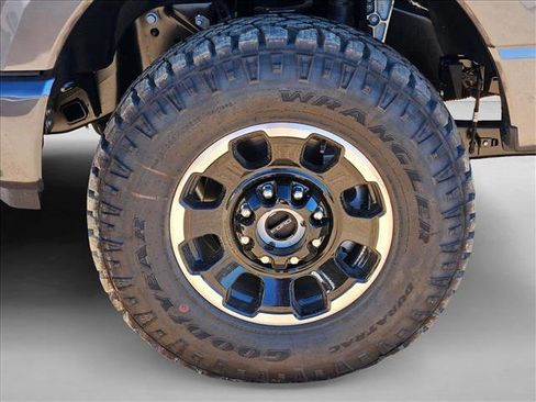 New 2026 Ford F250 Platinum w/ Tremor Off-Road Package image 10