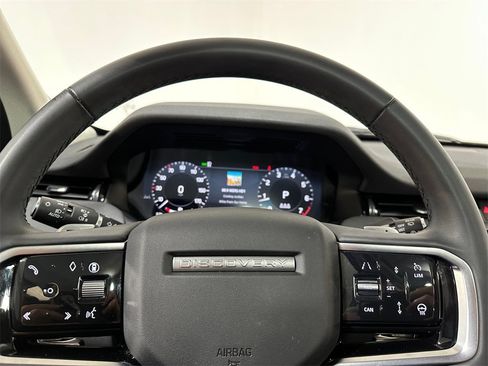Used 2025 Land Rover Discovery Sport S image 20