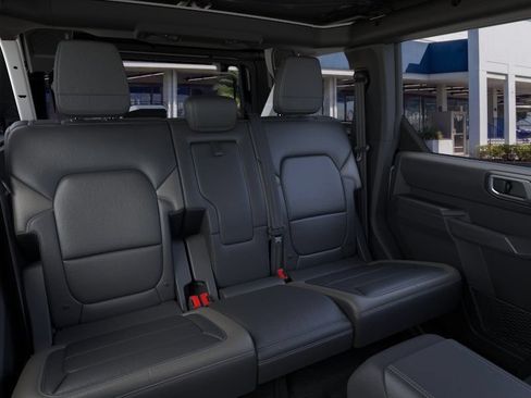 New 2026 Ford Bronco Outer Banks w/ Sasquatch Package AWD/4WD image 12