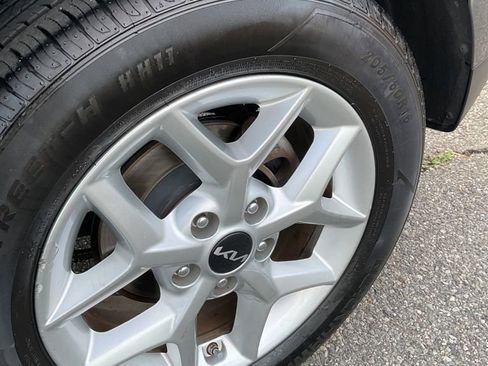 Used 2023 Kia Soul LX w/ Option Group 015 image 11