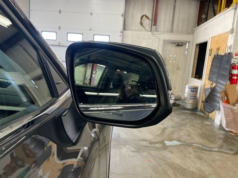 Used 2020 Toyota Highlander Platinum AWD/4WD image 31