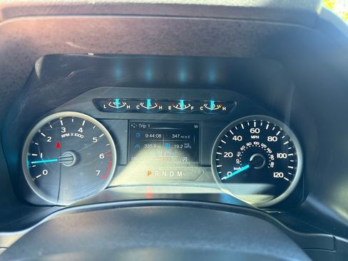 Used 2018 Ford F150 XLT w/ Equipment Group 302A Luxury image 14