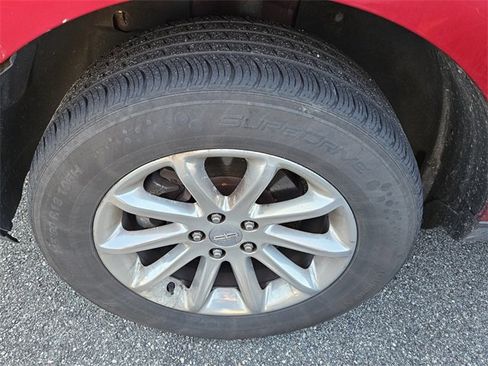 Used 2013 Lincoln MKX AWD image 7