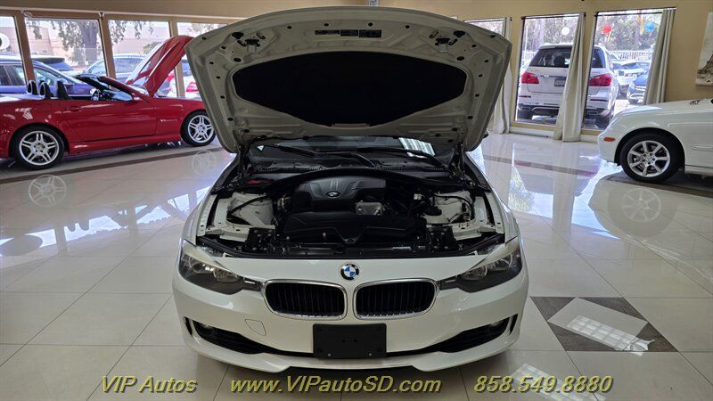 Used 2013 BMW 328i Sedan RWD image 10