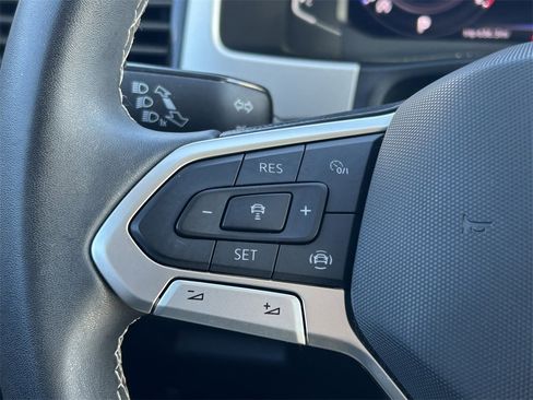 Used 2022 Volkswagen Atlas SE image 39