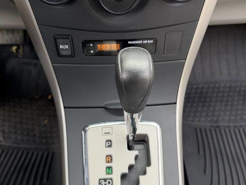 Used 2010 Toyota Corolla LE image 22