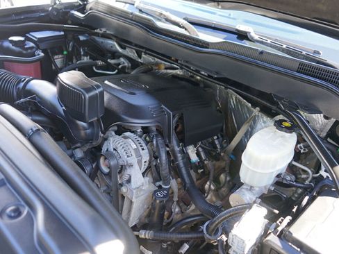 Used 2016 Chevrolet Silverado 2500 LT w/ Midnight Edition image 9