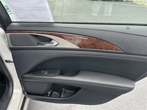 Used 2019 Lincoln MKZ Reserve image 39