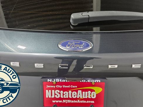 Used 2022 Ford Escape SE w/ Convenience Package image 32