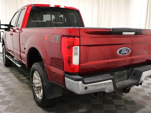 Used 2019 Ford F350 Lariat w/ Lariat Value Package AWD/4WD image 30