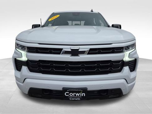 Used 2025 Chevrolet Silverado 1500 RST AWD/4WD image 4
