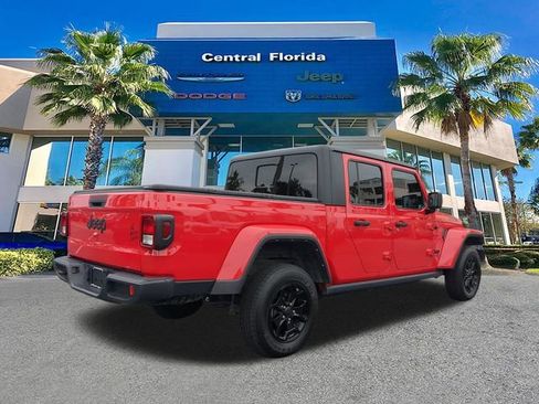Used 2021 Jeep Gladiator Sport AWD/4WD image 5