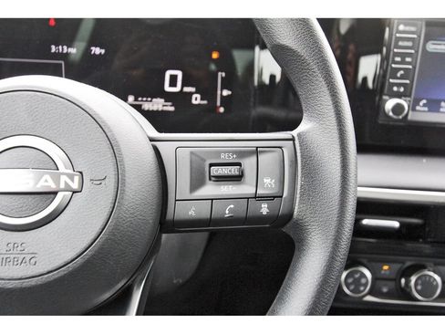 Used 2025 Nissan Kicks S FWD image 19