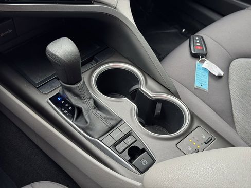 Used 2022 Toyota Camry LE w/ Cold Weather Package image 29