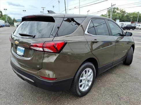 Used 2024 Chevrolet Equinox LT FWD image 4