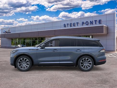 New 2026 Lincoln Aviator AWD image 3