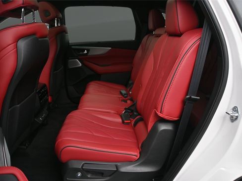 Certified 2025 Acura MDX A-Spec AWD/4WD image 9