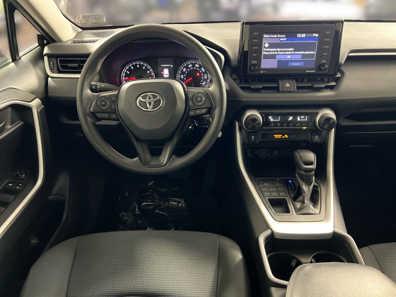 Used 2020 Toyota RAV4 LE w/ All Weather Liner Package AWD/4WD image 23