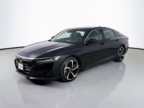 Used 2022 Honda Accord Sport image 4