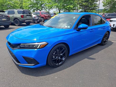 Used 2023 Honda Civic Sport Touring image 3