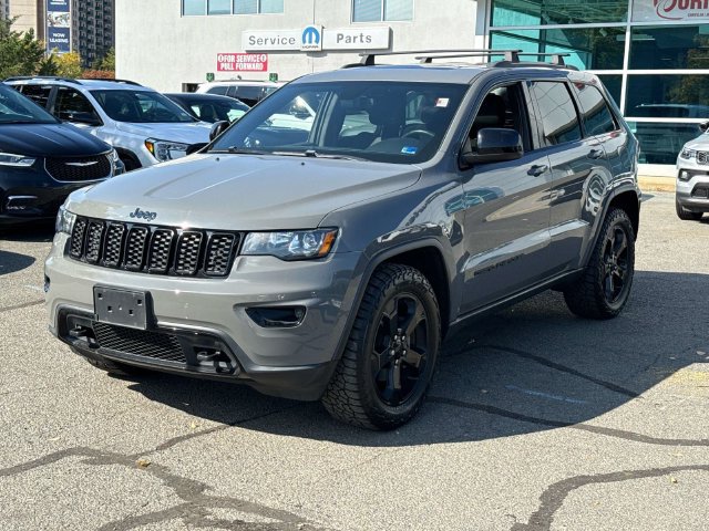 Used 2019 Jeep Grand Cherokee Laredo AWD/4WD image 6