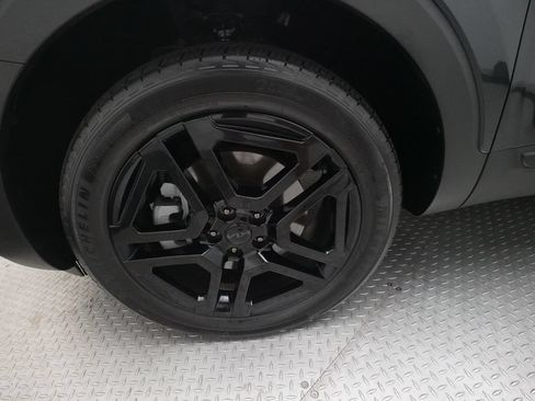 Used 2025 Kia Telluride SX X-Line AWD/4WD image 27