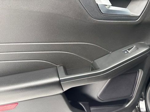 Used 2024 Ford Escape ST-Line image 32