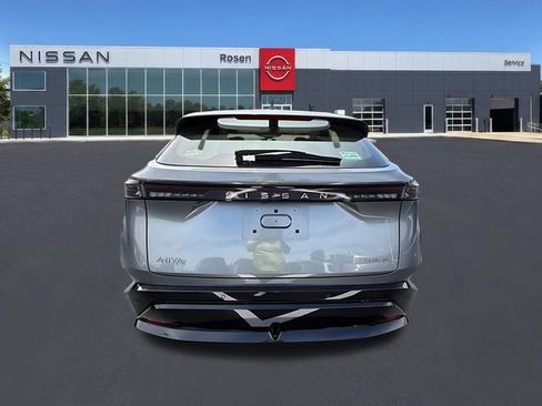 Used 2023 Nissan Ariya FWD image 30