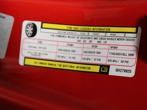 Used 2016 Dodge Challenger R/T image 35