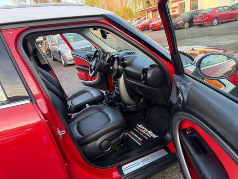 Used 2014 MINI Cooper Countryman image 16