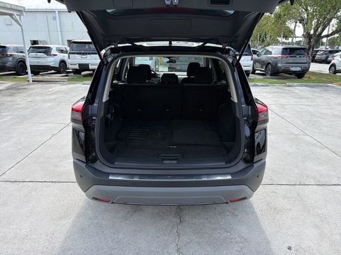 Used 2023 Nissan Rogue SV FWD image 33