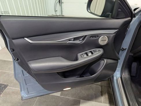 Used 2025 INFINITI QX50 Sport AWD/4WD image 13