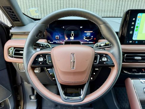 New 2026 Lincoln Aviator Reserve AWD/4WD image 38