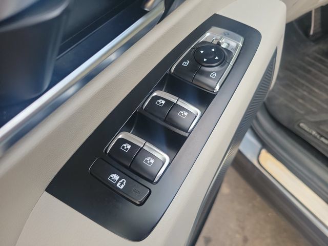 Used 2022 Kia Telluride SX w/ SX Prestige Package AWD/4WD image 13