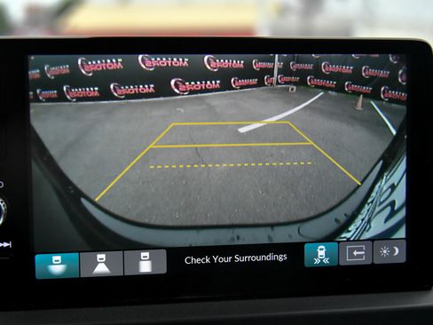 Used 2025 Honda Pilot EX-L image 19