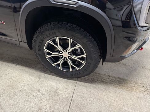 Certified 2024 GMC Acadia AT4 w/ Super Cruise Package image 7