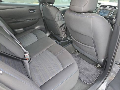 Used 2024 Nissan Leaf S FWD image 12