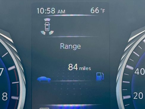 Used 2018 INFINITI Q60 Red Sport 400 w/ Pro Active Package image 18