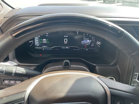 Used 2024 GMC Yukon XL Denali w/ Advanced Technology Package image 56