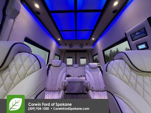 Used 2025 Mercedes-Benz Sprinter 2500 image 48
