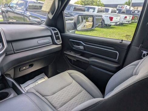 Used 2025 RAM 1500 Big Horn RWD image 16