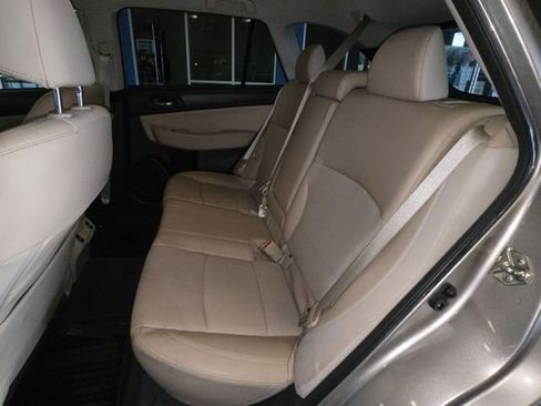 Used 2019 Subaru Outback 2.5i Limited image 23