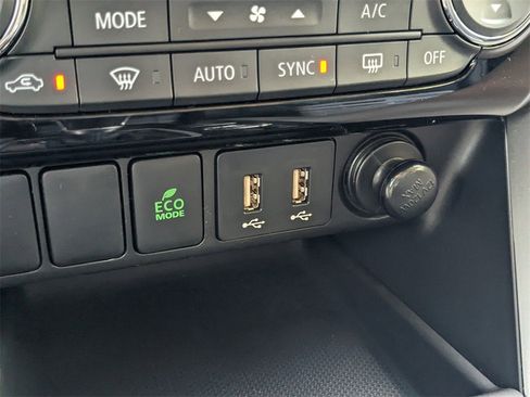 New 2025 Mitsubishi Eclipse Cross SE image 23